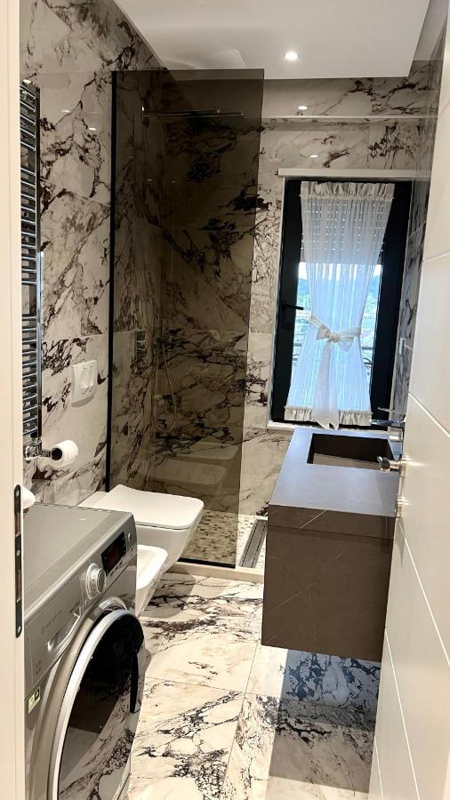 Zeus Tirana Suite Deluxe Exterior photo