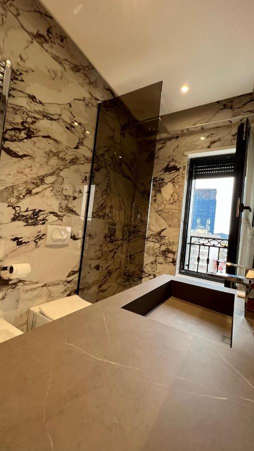 Zeus Tirana Suite Deluxe Exterior photo